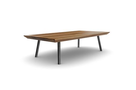 Couchtisch Viana aus europ&auml;ischem Nussbaum Massivholz