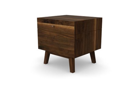 Nachttisch Astana aus amerikanischem Nussbaum Massivholz