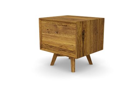 Nachttisch Quinto aus Asteiche Massivholz
