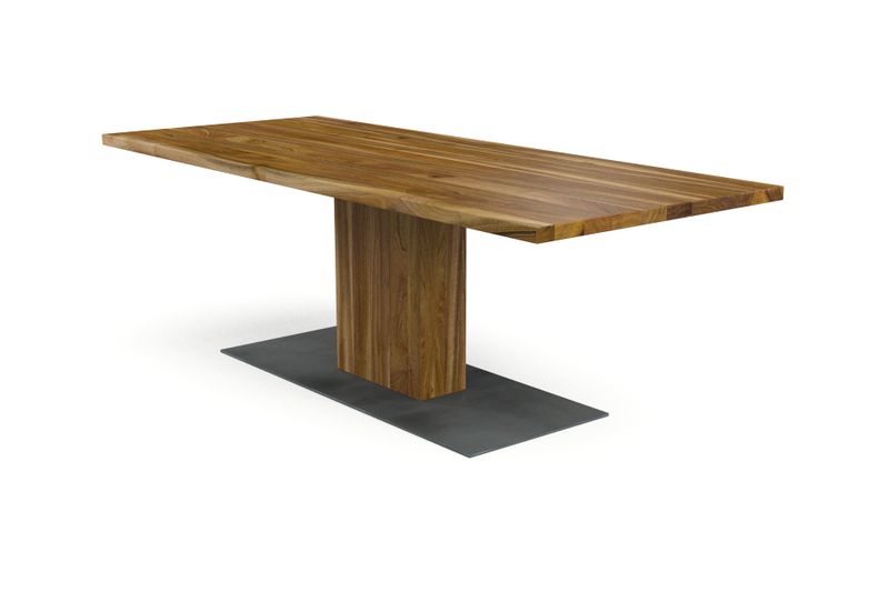 Esstisch MILAS aus Europäischem Nussbaum Massivholz geölt